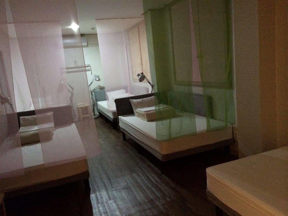 Backpackers In Jeju City Center Exterior foto